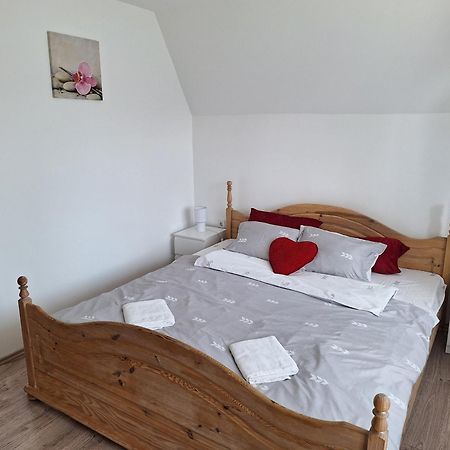 Nikolett Apartman Hajdúszoboszló Exterior foto
