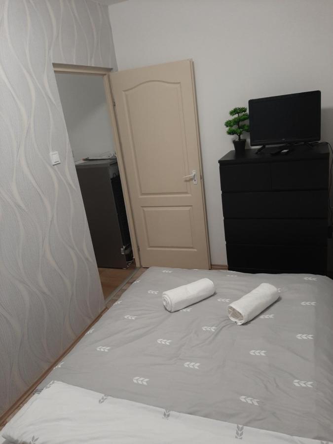 Nikolett Apartman Hajdúszoboszló Exterior foto