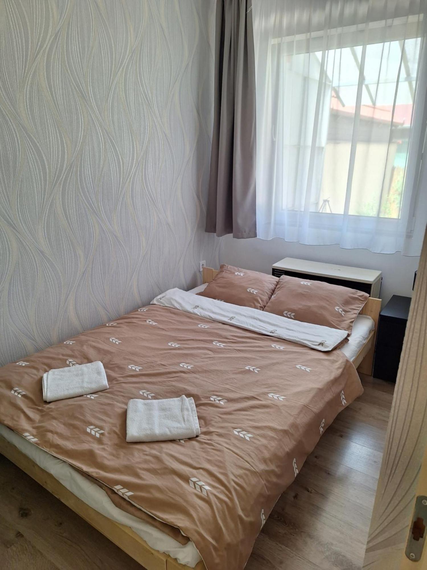 Nikolett Apartman Hajdúszoboszló Exterior foto
