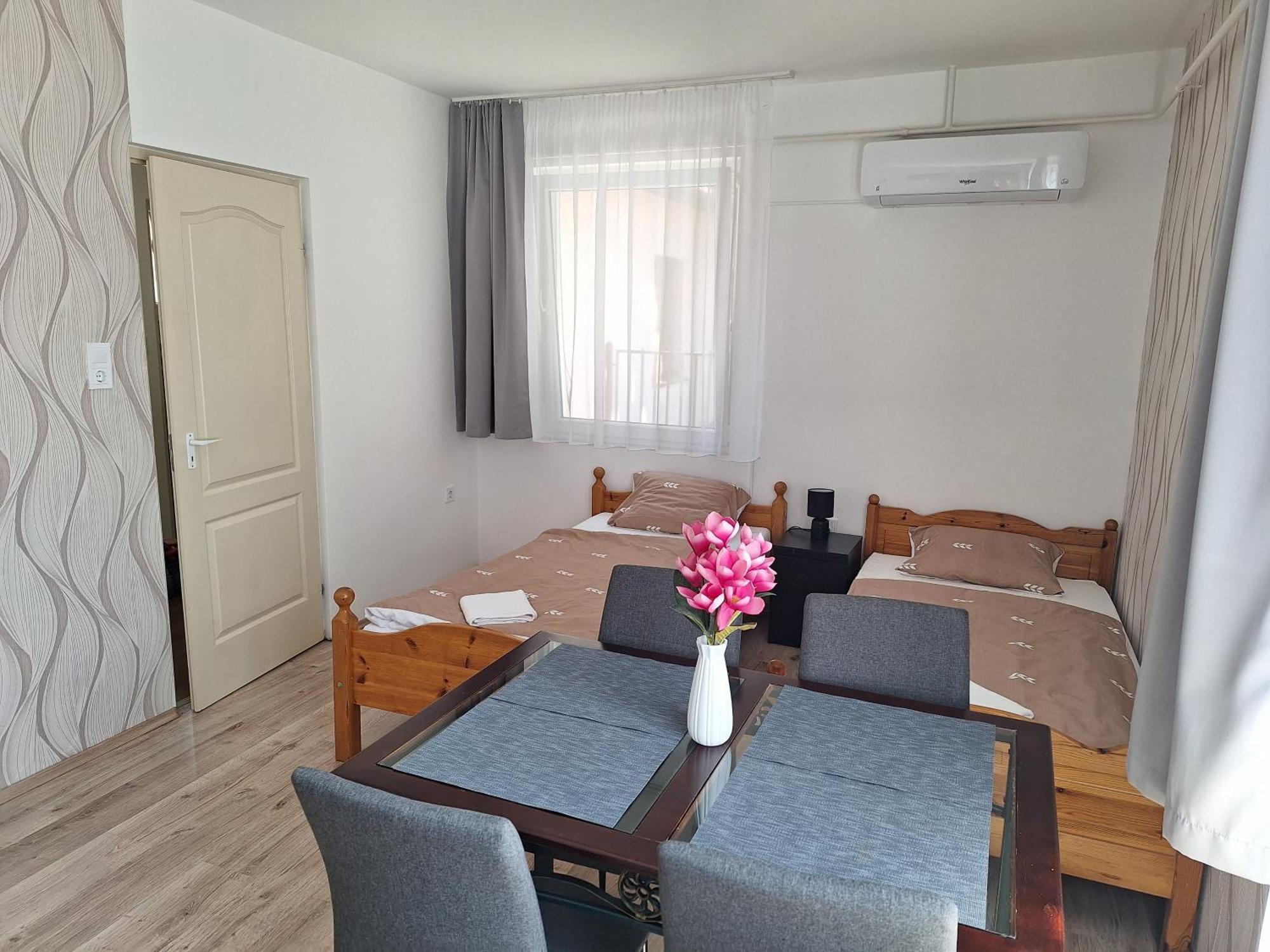 Nikolett Apartman Hajdúszoboszló Exterior foto