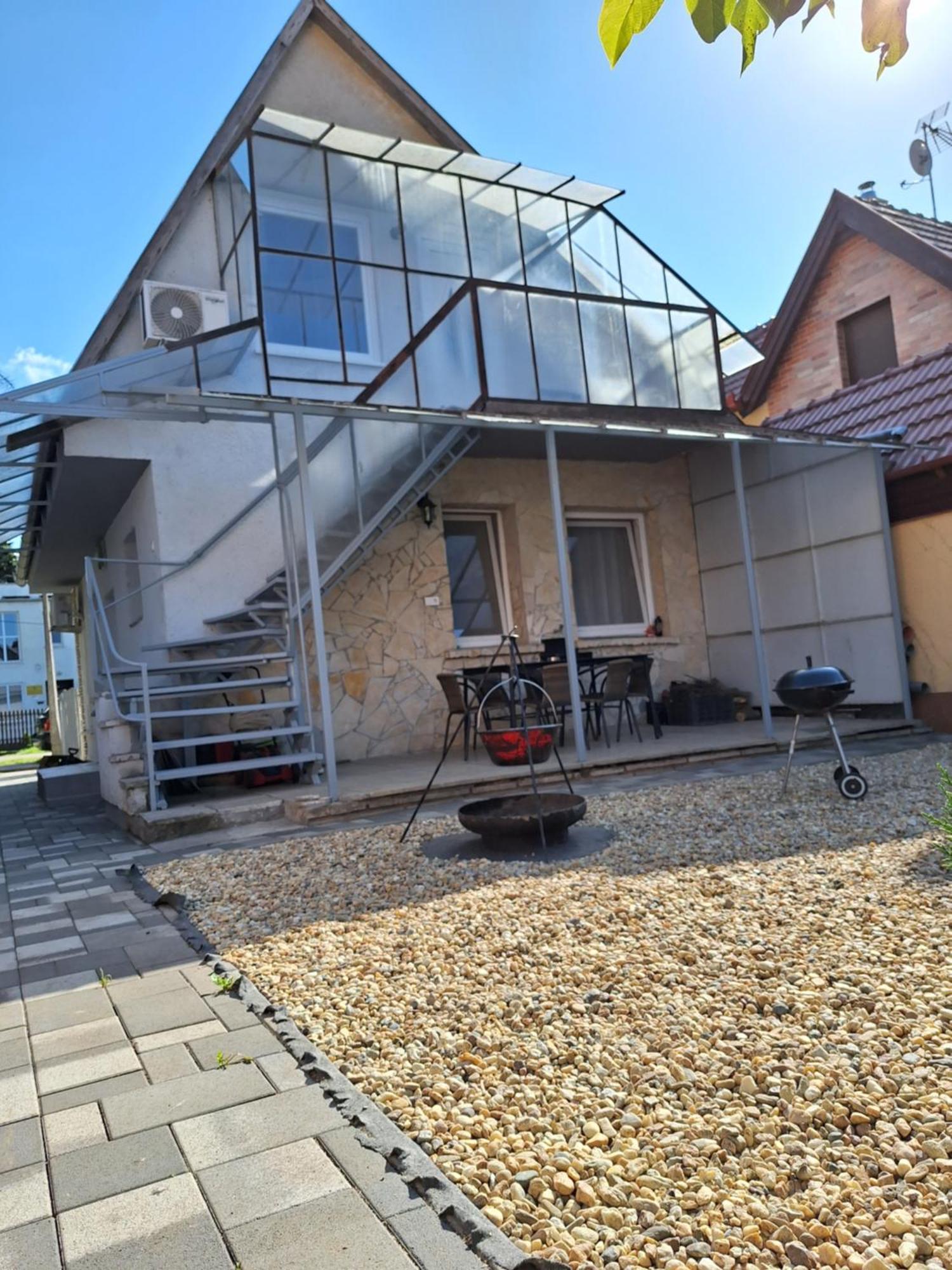 Nikolett Apartman Hajdúszoboszló Exterior foto