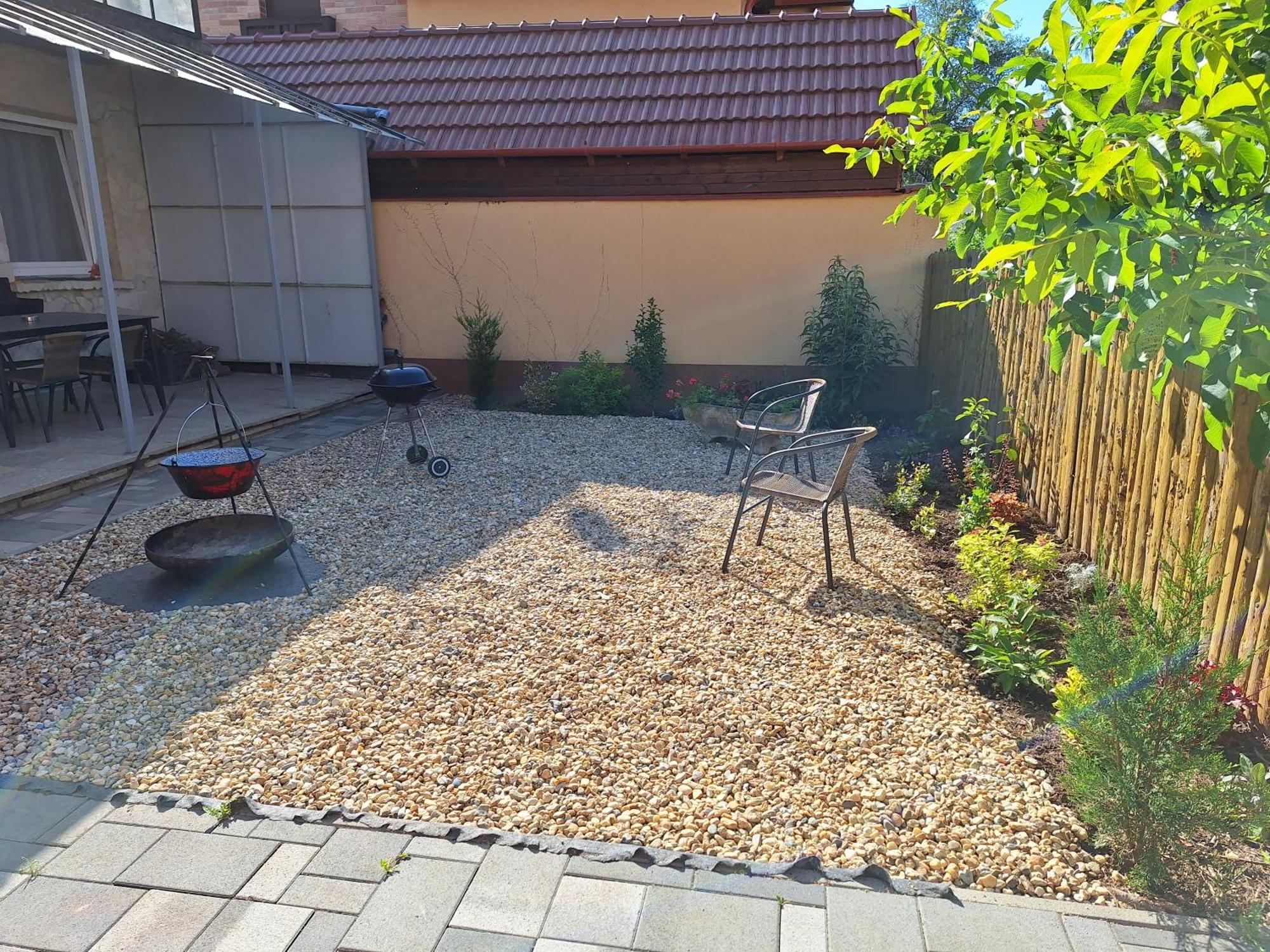 Nikolett Apartman Hajdúszoboszló Exterior foto